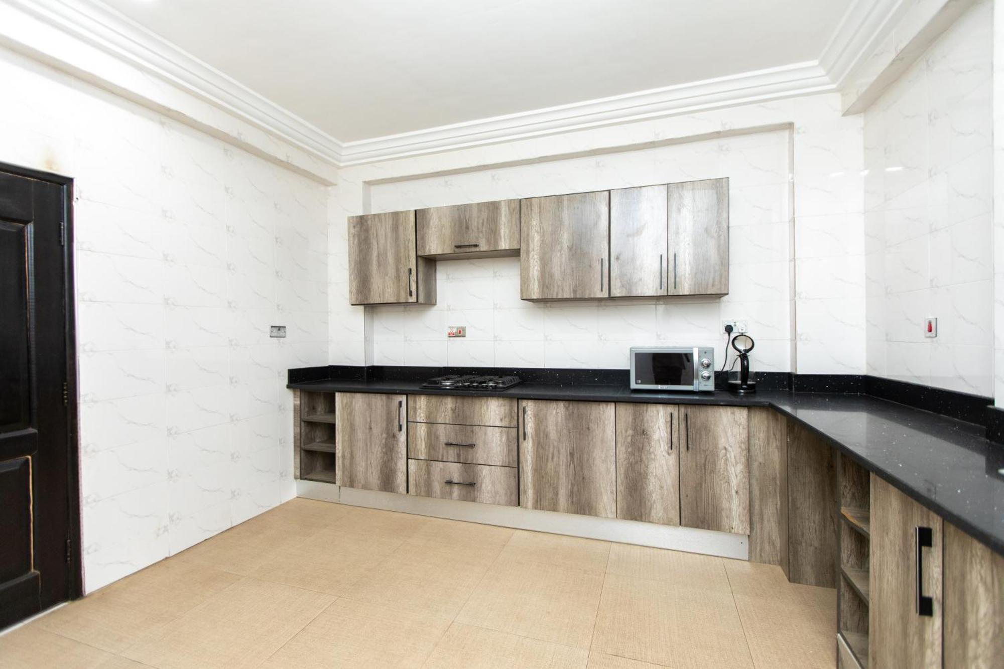 Washington Apartments - Just 25Mins Drive From The Airport Kwashieman Exteriér fotografie